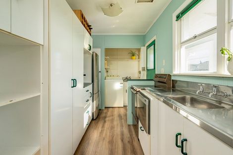 Photo of property in 18 Palm Avenue, Stoke, Nelson, 7011