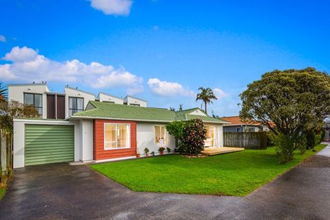Photo of property in 8e Rathgar Road, Henderson, Auckland, 0610