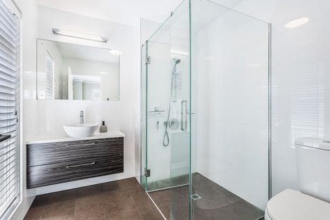 Photo of property in 132 Landmark Terrace, Orewa, 0931