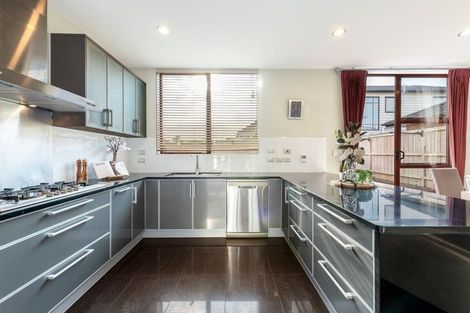 Photo of property in 13 Heidi Crescent, Flat Bush, Auckland, 2016