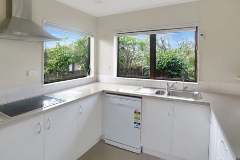 Photo of property in 31 Glucina Avenue, West Harbour, Auckland, 0618