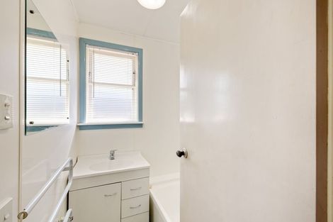 Photo of property in 20 Dunarnan Street, Avonside, Christchurch, 8061
