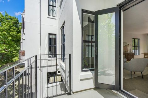 Photo of property in 358u7 The Terrace, Te Aro, Wellington, 6011