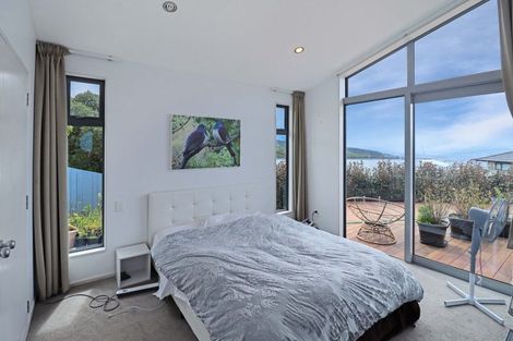 Photo of property in 63 Tamworth Crescent, Newlands, Wellington, 6037