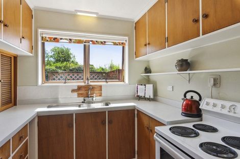 Photo of property in 4 Edgewater Street, Waikanae, 5036
