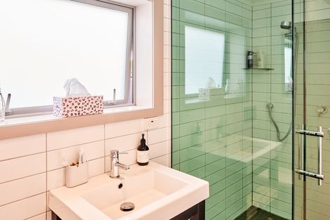 Photo of property in 215 Manly Street, Paraparaumu Beach, Paraparaumu, 5032