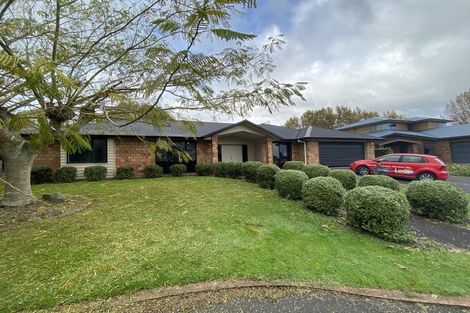 Photo of property in 16 San Clemento Way, Rototuna, Hamilton, 3210