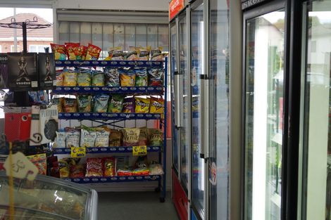 Photo of property in 36 Kayes Road, Pukekohe, 2120