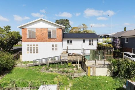 Photo of property in 639 Swanson Road, Swanson, Auckland, 0612