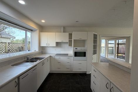 Photo of property in 46 Pine Avenue, New Brighton, Christchurch, 8061