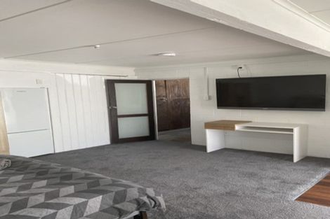 Photo of property in 22 Linklater Avenue, Bellevue, Tauranga, 3110