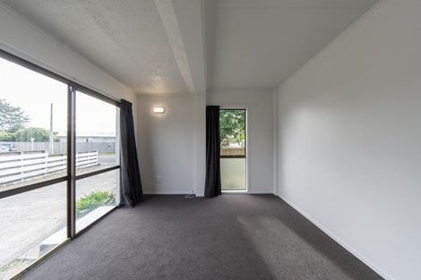 Photo of property in 22 Poaka Avenue, Dinsdale, Hamilton, 3204