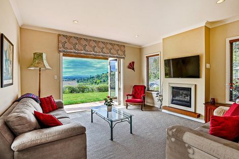Photo of property in 122 Kent Terrace, Taradale, Napier, 4112