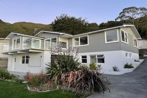 Photo of property in 15 Mission Street, Waterloo, Lower Hutt, 5011