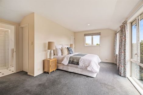 Photo of property in 16 Hanover Place, Ilam, Christchurch, 8041
