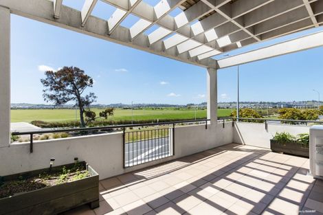 Photo of property in 1/150 Chapel Road, Flat Bush, Auckland, 2019