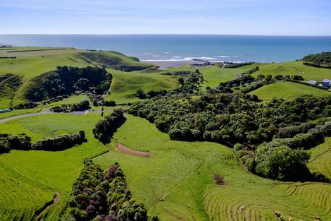 Photo of property in Tapuae, 1 Washer Road, Omata, New Plymouth, 4374