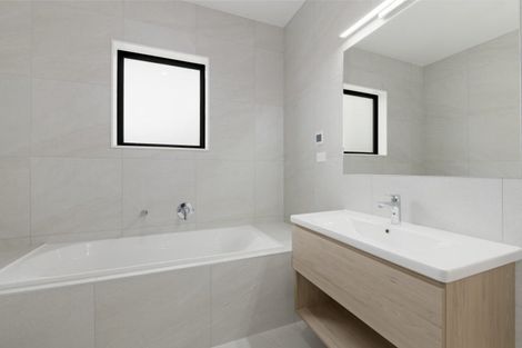 Photo of property in 16 Awa Avenue, Helensville, 0800