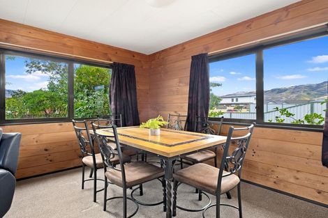 Photo of property in 14 Gavan Street, Cromwell, 9310