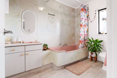 Photo of property in 5b Ross View Terrace, Dinsdale, Hamilton, 3204