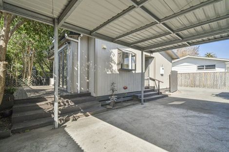 Photo of property in 805a Hastings Street North, Hastings, 4122