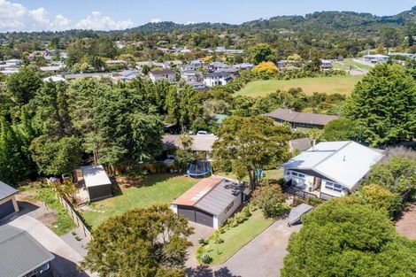 Photo of property in 8 Kashmir Road, Glen Eden, Auckland, 0602