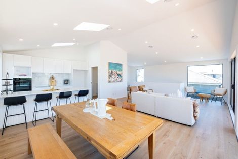 Photo of property in 96 Charles Street, Westshore, Napier, 4110