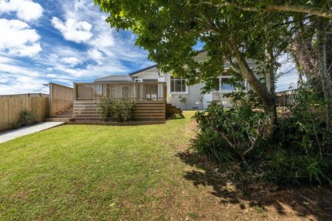 Photo of property in 407 Carrington Street, Upper Vogeltown, New Plymouth, 4310