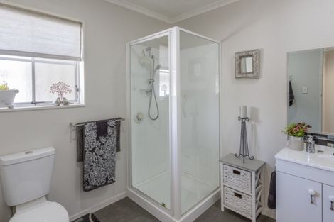 Photo of property in 30 Kent Street, Levin, 5510