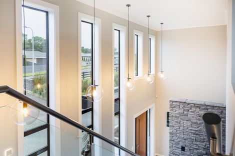 Photo of property in 10 Coutts Way, Fitzherbert, Palmerston North, 4410