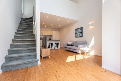 Photo of property in 2/64 Holly Road, St Albans, Christchurch, 8014