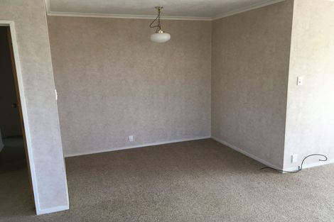 Photo of property in 18 Sheraton Place, Redwood, Christchurch, 8051