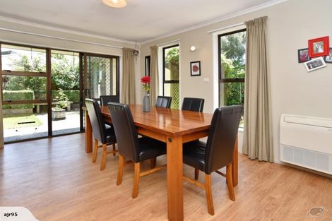 Photo of property in 11 Sunbeam Place, Halswell, Christchurch, 8025