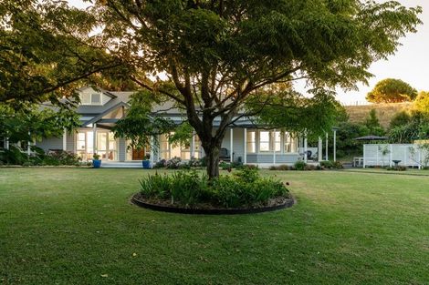 Photo of property in 358 Ngarara Road, Waikanae, 5391