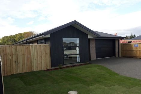 Photo of property in 27 Miromiro Street, Broomfield, Christchurch, 8042