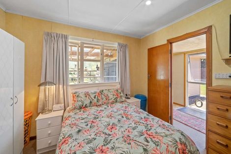 Photo of property in 70 Tapuihikitia Road, Te Karaka, 4094