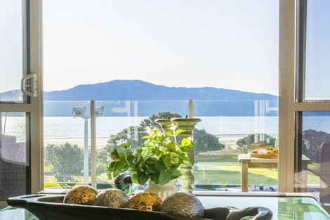 Photo of property in 4-u31 Seaview Road, Paraparaumu Beach, Paraparaumu, 5032