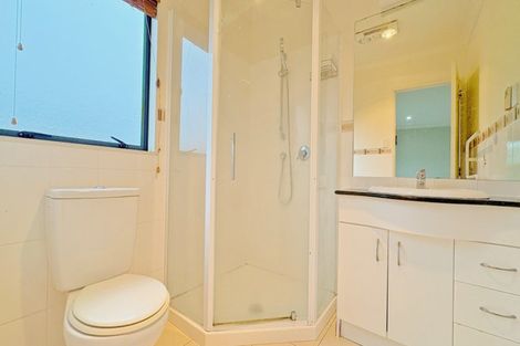 Photo of property in 56 San Marino Drive West, Henderson, Auckland, 0612