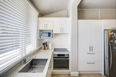 Photo of property in 710 Queen Street West, Saint Leonards, Hastings, 4120