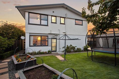 Photo of property in 21 Woodstock Place, Russley, Christchurch, 8042
