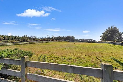 Photo of property in 1 Roma Way, Waitarere, 5510