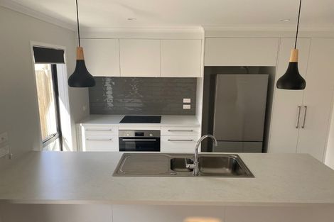 Photo of property in 310a Lakes Boulevard, Pyes Pa, Tauranga, 3112