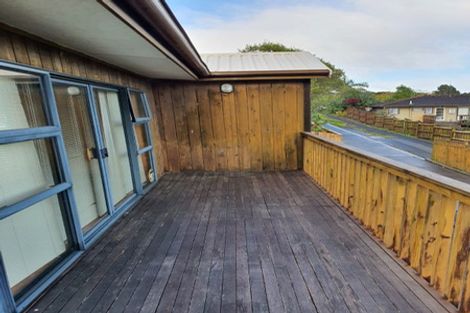 Photo of property in 38 Banyan Drive, Totara Heights, Auckland, 2105