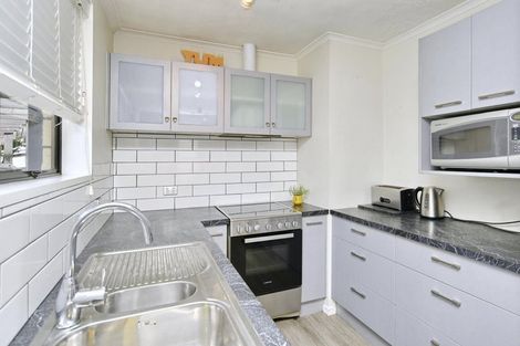 Photo of property in 13 Newnham Street, Rangiora, 7400