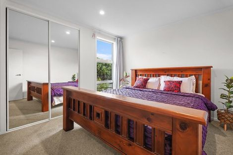 Photo of property in 5 Sauterne Road, Kumeu, 0810