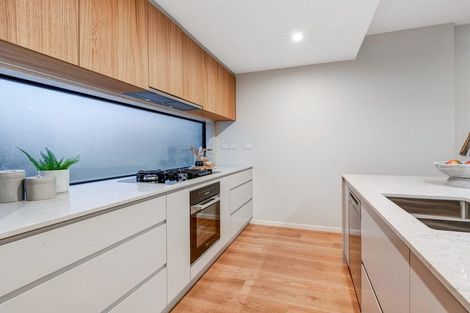 Photo of property in 16b Killarney Street, Takapuna, 0622