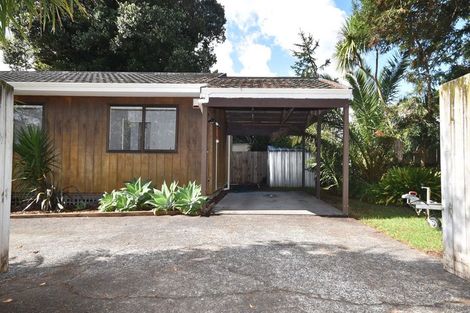 Photo of property in 4 Glen Close, Glen Eden, Auckland, 0602
