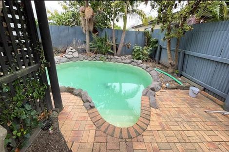 Photo of property in 2/11 Hammond Road, Taradale, Napier, 4112