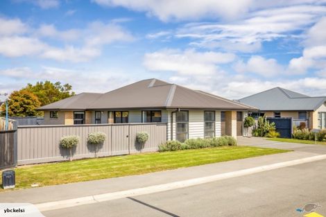 Photo of property in 16 Maitland Crescent, Rolleston, 7614