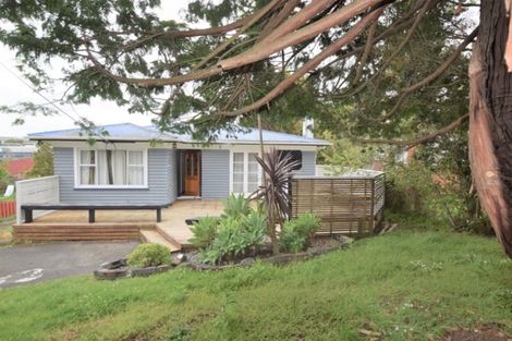 Photo of property in 62 Sherwood Avenue, Te Atatu South, Auckland, 0610